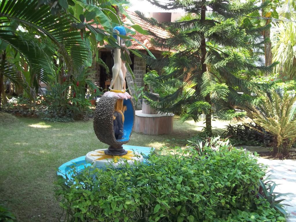 Maharaju Palace Kovalam Ngoại thất bức ảnh