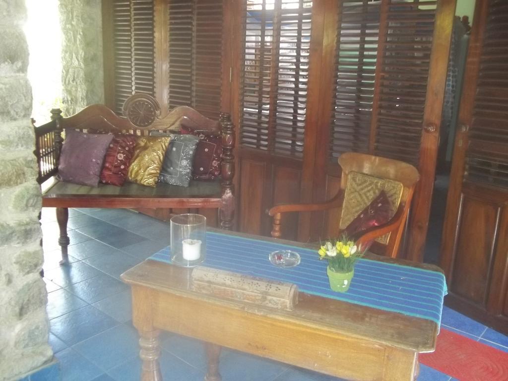 Maharaju Palace Kovalam Phòng bức ảnh